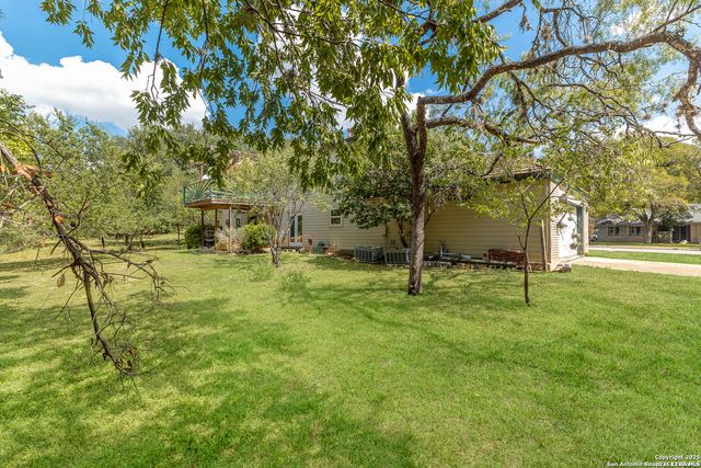 13711 Hunters Moss, San Antonio, TX 78230