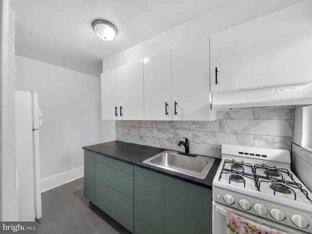 642 MORTON PL NE, Washington, DC 20002