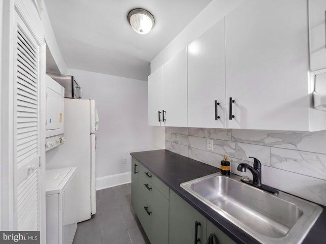642 MORTON PL NE, Washington, DC 20002