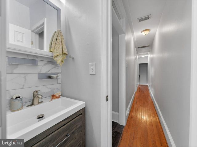 642 MORTON PL NE, Washington, DC 20002