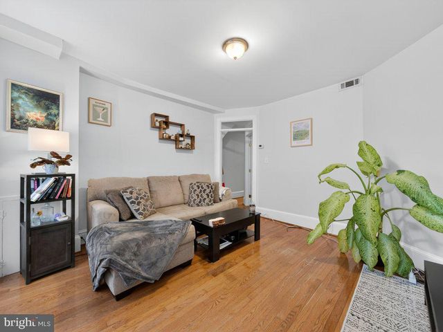 642 MORTON PL NE, Washington, DC 20002