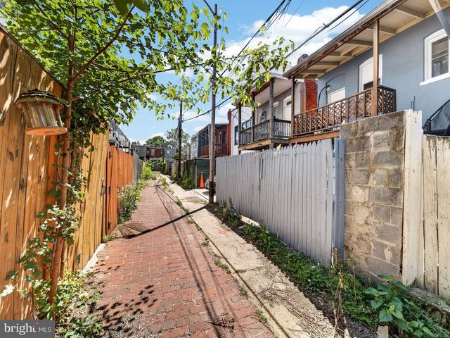 642 MORTON PL NE, Washington, DC 20002