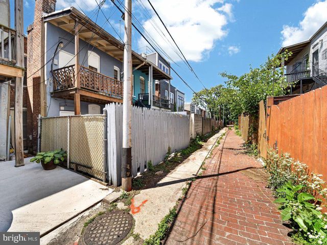642 MORTON PL NE, Washington, DC 20002