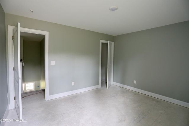 408 Gretchen Road, West End, NC 27376