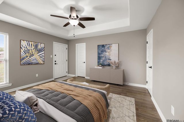 1482 Meadow Crossing Dr, Gonzales, LA 70737