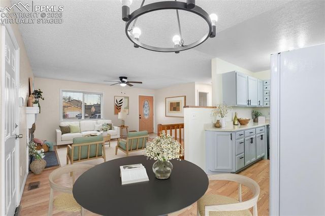 3390 Foxridge Drive, Colorado Springs, CO 80916