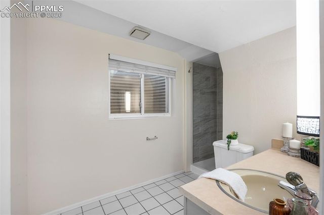 3390 Foxridge Drive, Colorado Springs, CO 80916