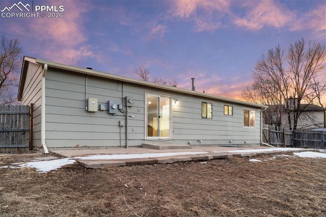 3390 Foxridge Drive, Colorado Springs, CO 80916