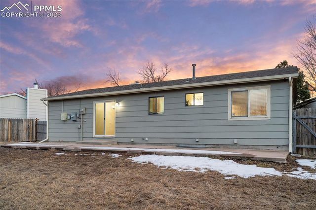 3390 Foxridge Drive, Colorado Springs, CO 80916