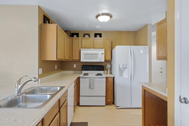 3212 W SAINT KATERI Drive, Phoenix, AZ 85041