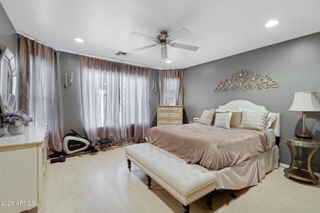 3212 W SAINT KATERI Drive, Phoenix, AZ 85041