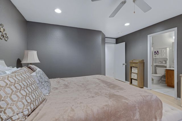 3212 W SAINT KATERI Drive, Phoenix, AZ 85041