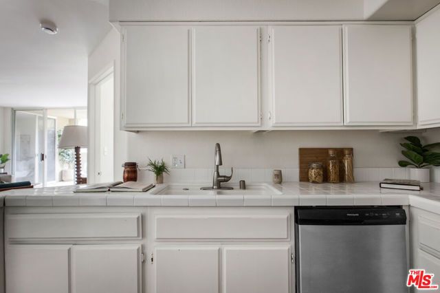 6140 Monterey Road 312, Los Angeles, CA 90042