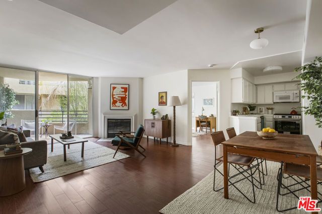 6140 Monterey Road 312, Los Angeles, CA 90042