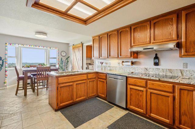 3820 Cattle Dr, Shingle Springs, CA 95682