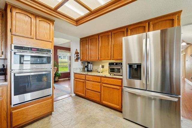 3820 Cattle Dr, Shingle Springs, CA 95682