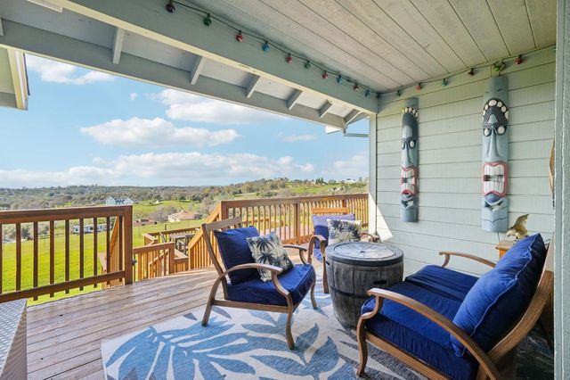 3820 Cattle Dr, Shingle Springs, CA 95682