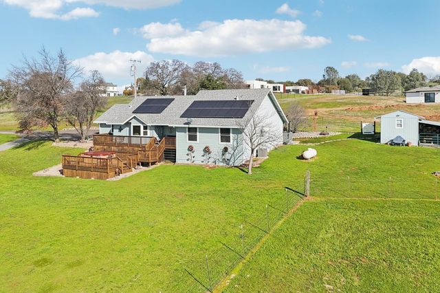 3820 Cattle Dr, Shingle Springs, CA 95682