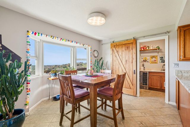 3820 Cattle Dr, Shingle Springs, CA 95682