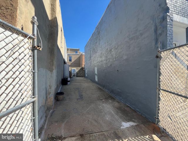 1933 N PALETHORP ST, Philadelphia, PA 19122