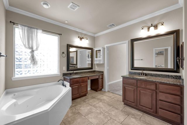 2458 S Bramlet Drive, Conroe, TX 77304