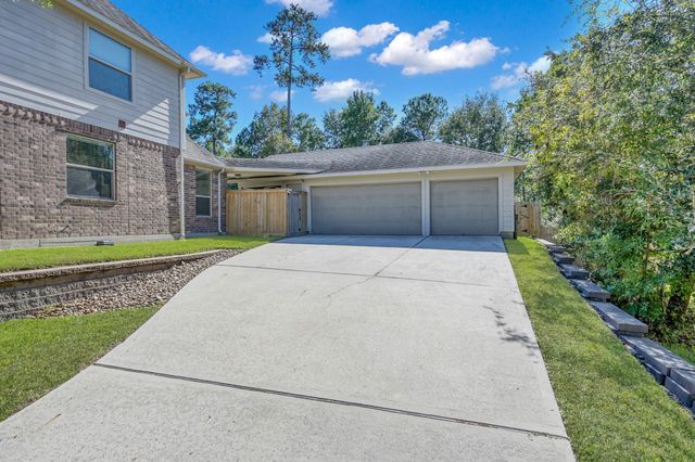 2458 S Bramlet Drive, Conroe, TX 77304