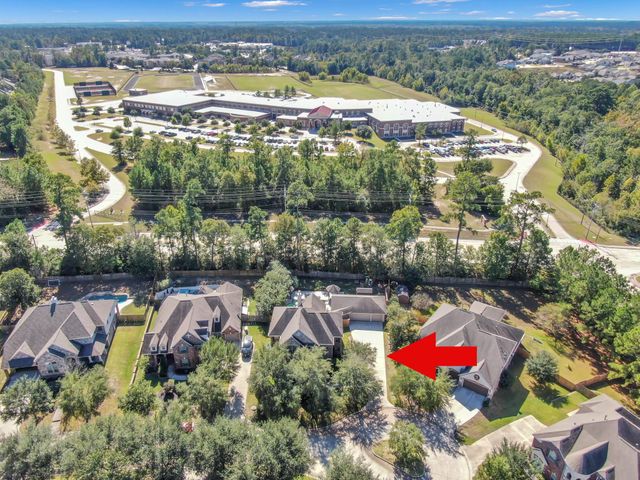 2458 S Bramlet Drive, Conroe, TX 77304