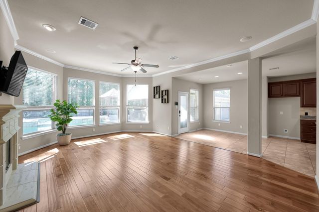 2458 S Bramlet Drive, Conroe, TX 77304