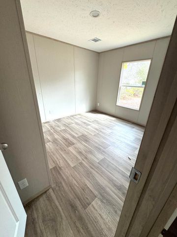 267 Pooshee Plantation Way, Bonneau, SC 29431