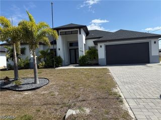 2505 SW 17th PL, Cape Coral, FL 33914