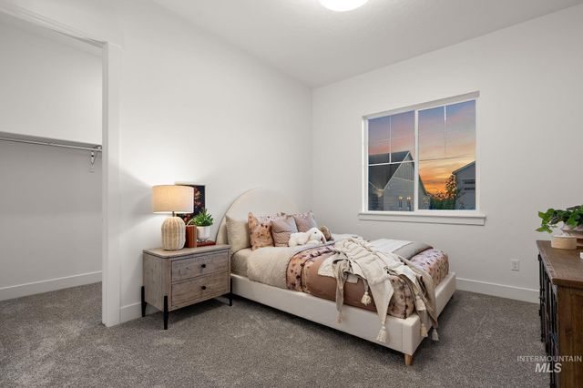 2349 N Mountain Vista Ave, Star, ID 83669