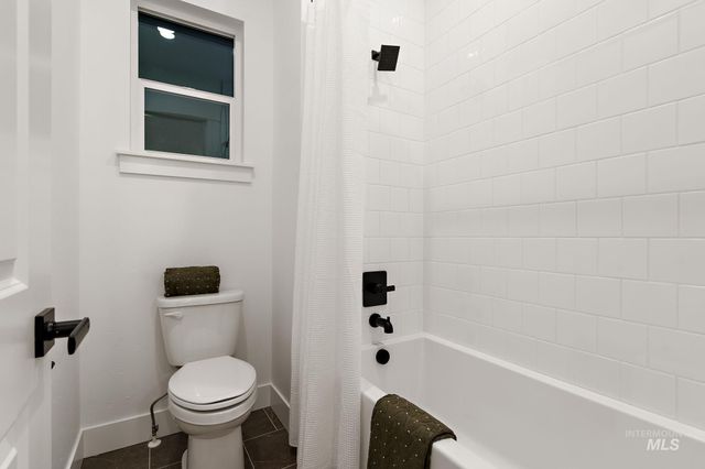 2349 N Mountain Vista Ave, Star, ID 83669