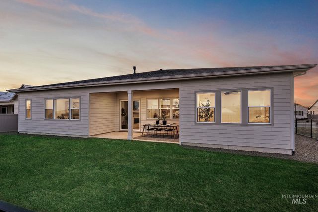 2349 N Mountain Vista Ave, Star, ID 83669