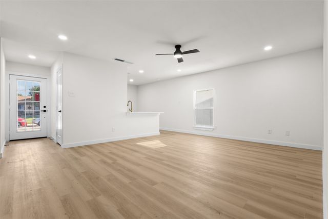 913 Roaming Road Drive, Allen, TX 75002