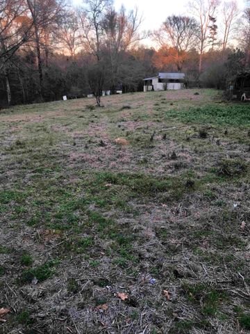 2713 La Hwy 63, Clinton, LA 70722