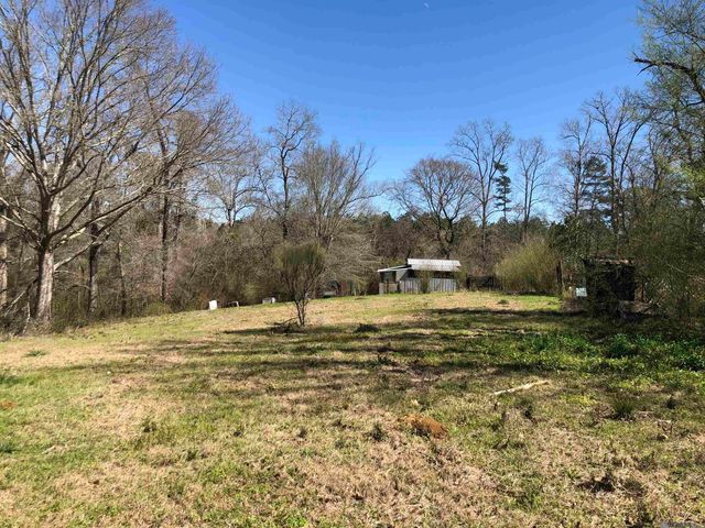 2713 La Hwy 63, Clinton, LA 70722