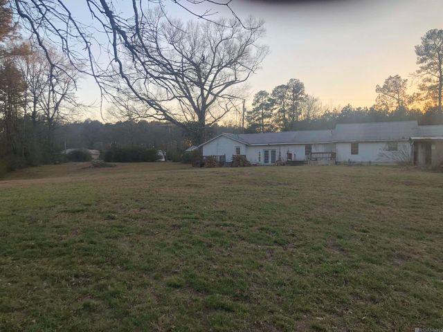 2713 La Hwy 63, Clinton, LA 70722