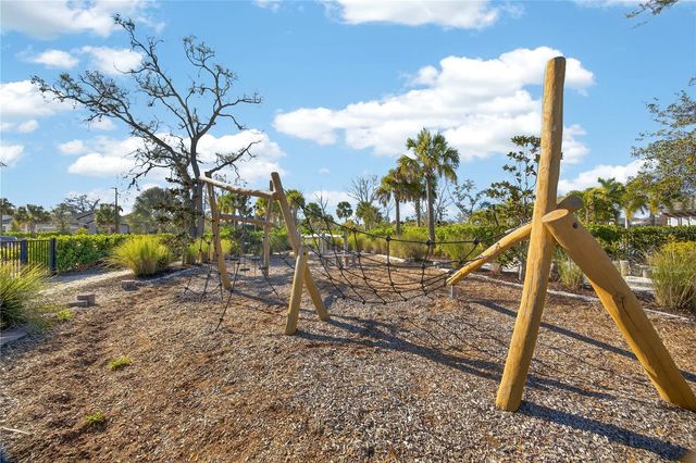 5604 BLUE REEF PLACE, Nokomis, FL 34275