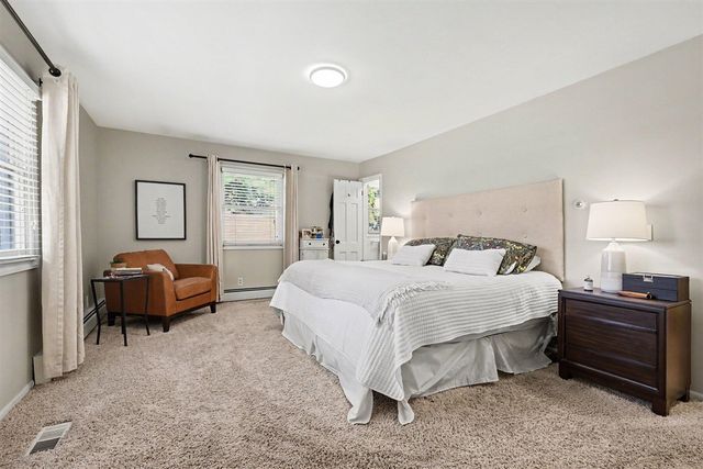 2601 Barfield Drive, Grand Rapids, MI 49546