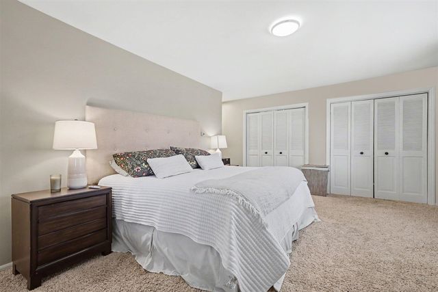 2601 Barfield Drive, Grand Rapids, MI 49546