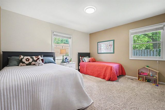 2601 Barfield Drive, Grand Rapids, MI 49546