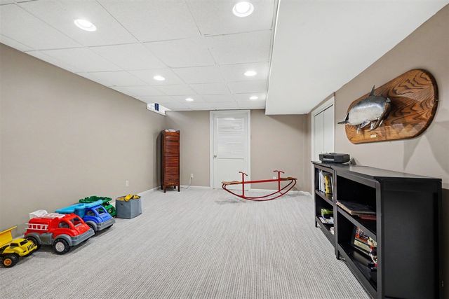 2601 Barfield Drive, Grand Rapids, MI 49546