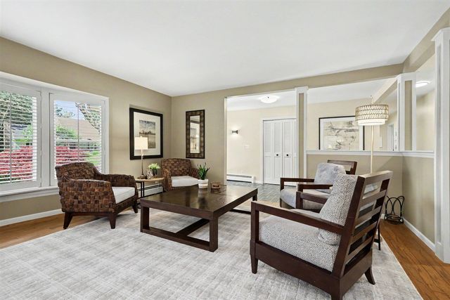 2601 Barfield Drive, Grand Rapids, MI 49546