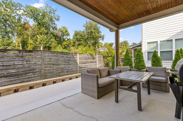 1349 Carrington Way, Chattanooga, TN 37405