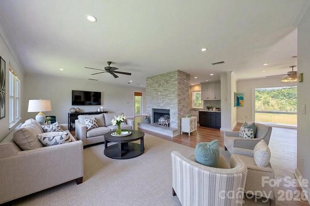 35 Coweeta Ridge Road, Otto, NC 28763