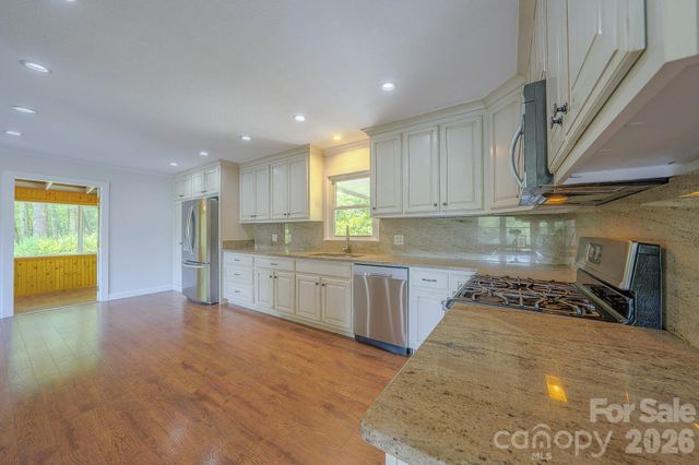 35 Coweeta Ridge Road, Otto, NC 28763