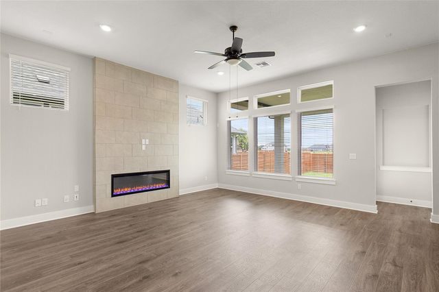 1014 Painted Horse DR, Georgetown, TX 78633