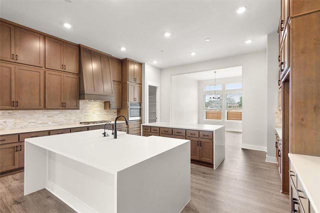 1014 Painted Horse DR, Georgetown, TX 78633