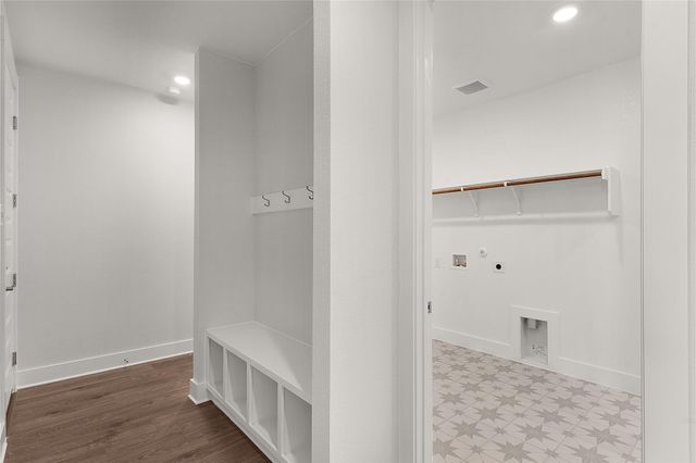 1014 Painted Horse DR, Georgetown, TX 78633