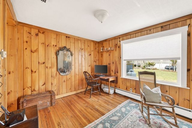 26 Division Rd, Dartmouth, MA 02747